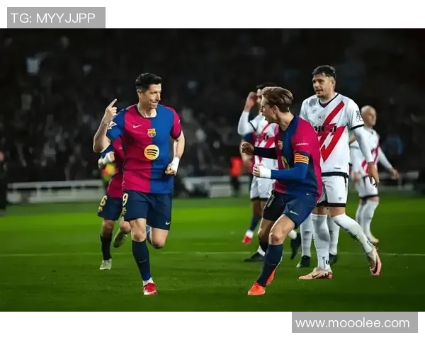 长得吓人的足球明星们如何在绿茵场上展现惊人实力与魅力